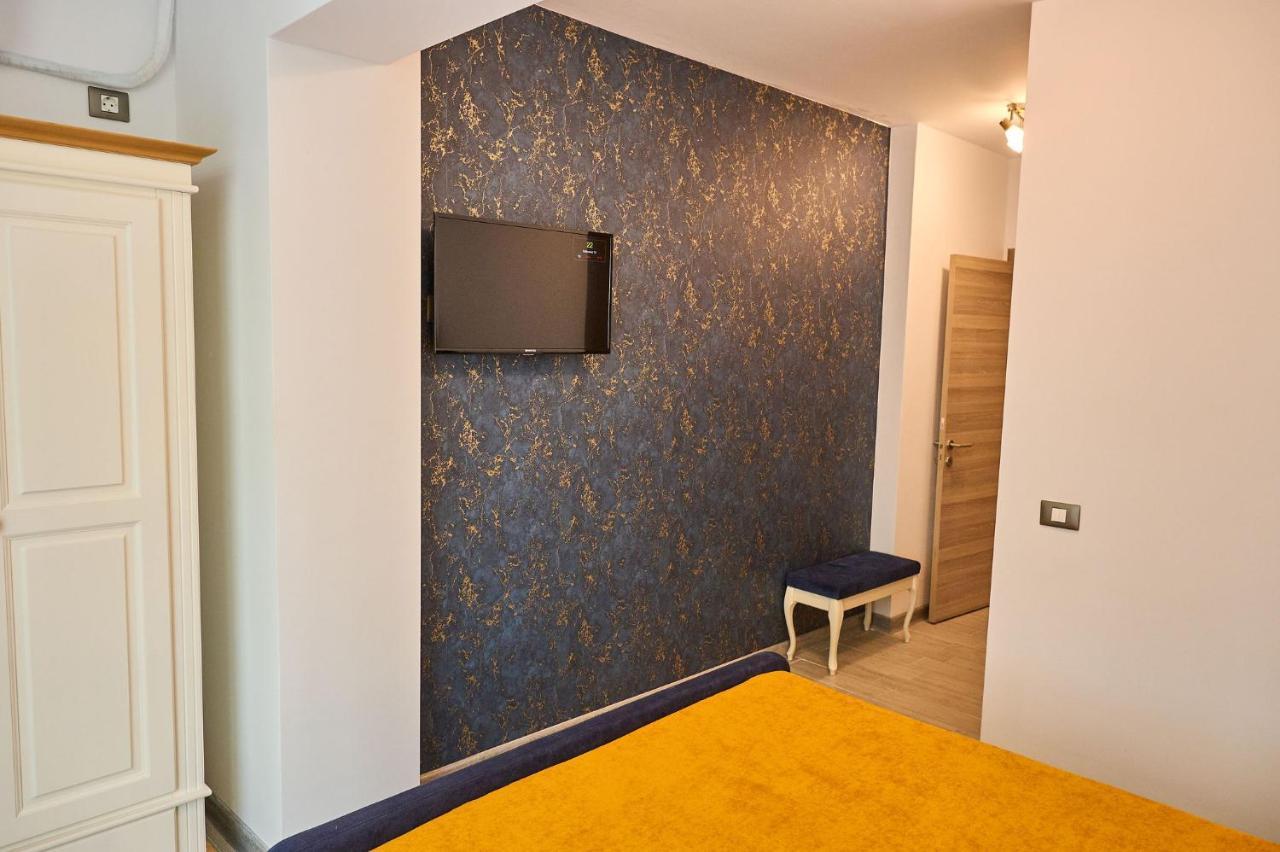 Seastar Apartment - Spa N Pools Beach Resort Mamaia Exterior foto