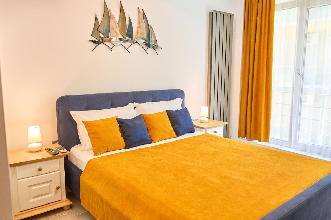 Seastar Apartment - Spa N Pools Beach Resort Mamaia Exterior foto